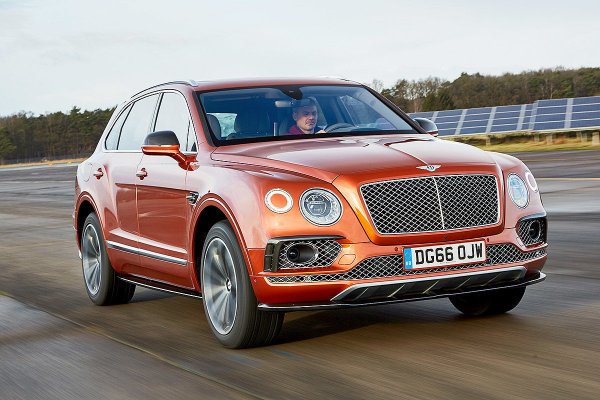 Bentley Bentayga W12 (2016 г., 6,0 л, 608 к.с.) - 15,9 л/100 км
